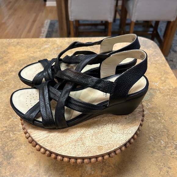 Blondo Black Leather Women's Strappy Sandals - Picture 2 of 7